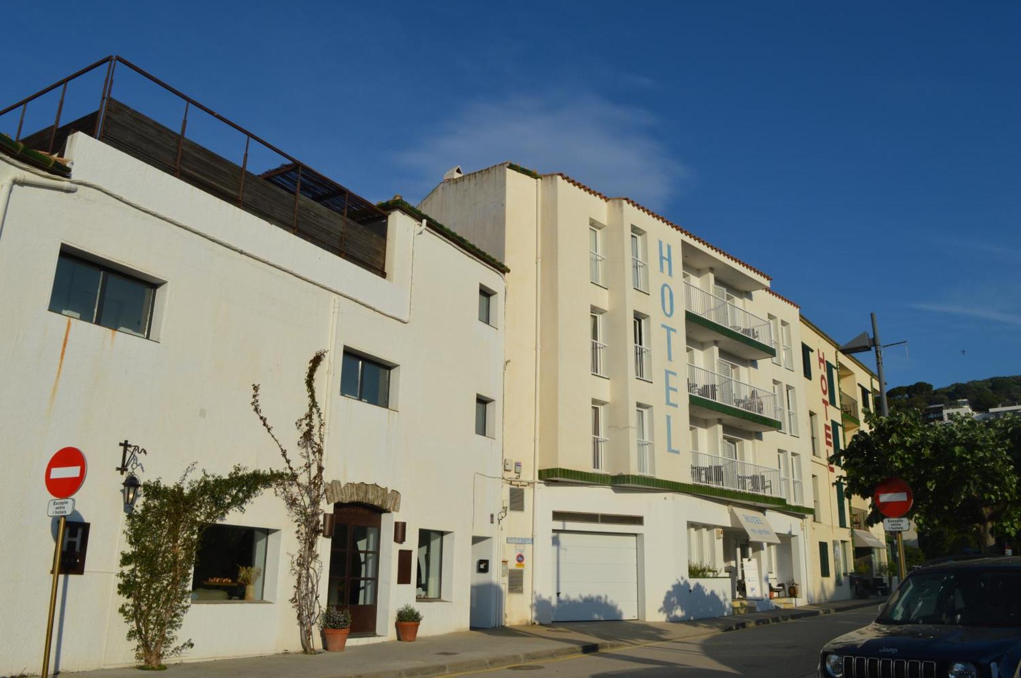 Hotel Nou Estrelles Cadaques Luaran gambar